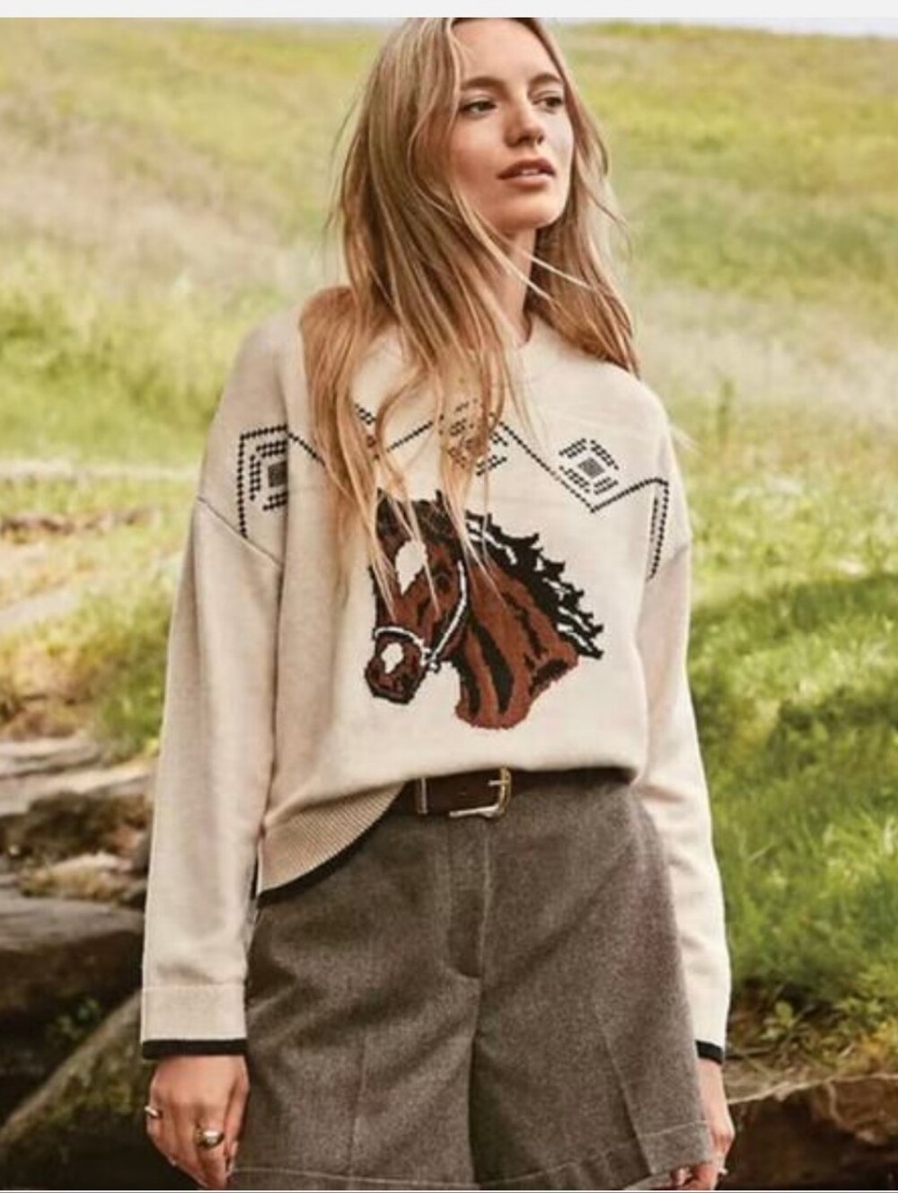 LOFT Neutral Cream Knit Crewneck Sweater